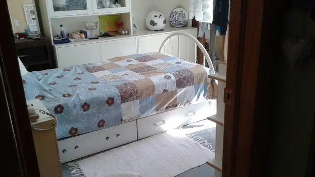 Petite chambre à louer ds maison avec propriétaire