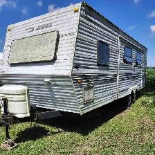 1999 Jayco Camping Trailer 24 ft