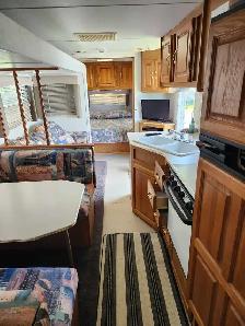 1999 Jayco Camping Trailer 24 ft - Photo 7