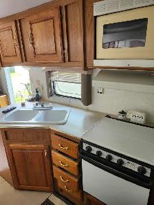 1999 Jayco Camping Trailer 24 ft - Photo 8