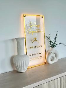 Enseigne en acrylique personnalisée