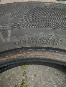 195-65R15x4 pneus été Ultra Tour, tres bon état - Photo 7
