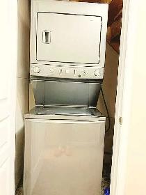 Beautiful Basment suit for rent in Lake Summerside - Photo 8
