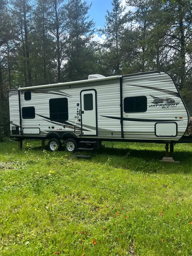 2019 jayco trailer 26 foot mint