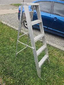 Aluminum Step Ladder NO plastic - Photo 2