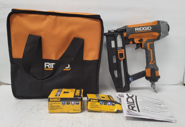 (N94659-1) Ridgid R250SFF3 Air Straight Nailer