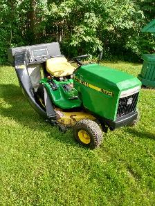 Tracteur A gazon John Deere 170