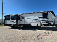 2022 Keystone RV Montana High Country 331RL - Photo 4