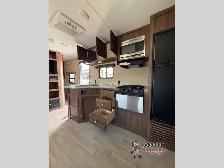 2018 Dutchmen RV Coleman Lantern Series 262BH - Photo 14