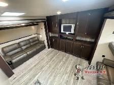 2018 Forest River RV Cherokee 304BH - Photo 15