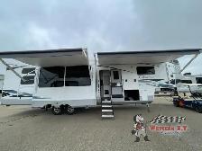 2023 Palomino Columbus 375BH - Photo 4