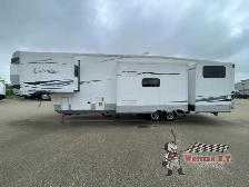2023 Palomino Columbus 375BH - Photo 6