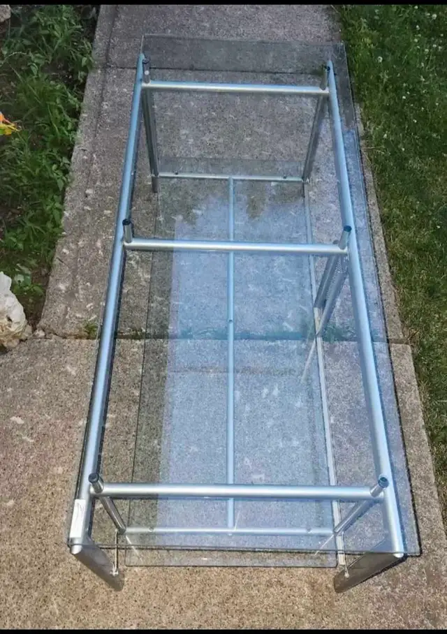 glass tv stand