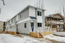 Live in style in BRAND-NEW 3-STOREY TOWNHOME near DOWNTOWN