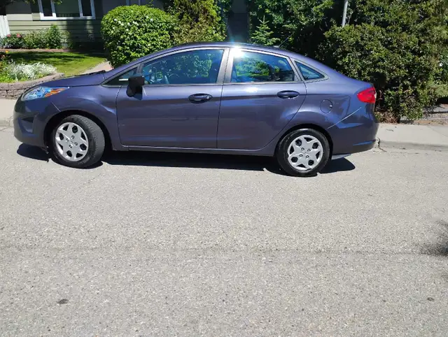 2012 Ford Fiesta SE -Running Well