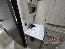 2025 Shasta RVs Compact 18FQ - Photo 13