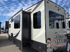 2017 Keystone RV Laredo 325RL - Photo 5