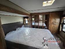 2017 Keystone RV Laredo 325RL - Photo 23
