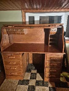 Beautiful oak rolltop desk - Photo 4
