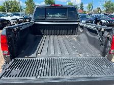 2014 Nissan Titan SV - 4WD Crew Cab - Camera - CLEAN CAR FAX - Photo 9