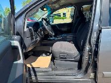 2014 Nissan Titan SV - 4WD Crew Cab - Camera - CLEAN CAR FAX - Photo 12