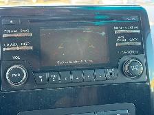 2014 Nissan Titan SV - 4WD Crew Cab - Camera - CLEAN CAR FAX - Photo 16