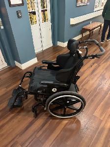TILT WHEELCHAIR RENTALS - Photo 2