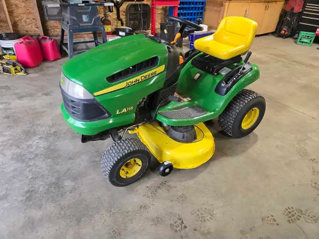 John Deere 42' mower