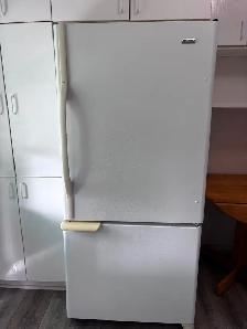 Réfrigérateur à vendre