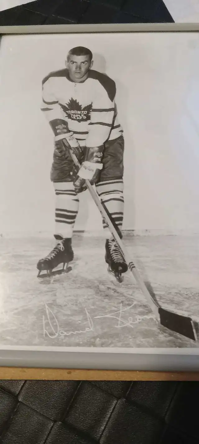 Toronto Maple leafs photos of two Hall of famers