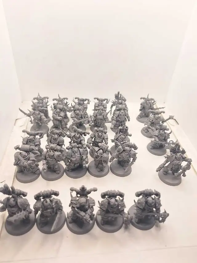 Warhammer 40k 29 Deathguard Plauge Marines Primed Gray
