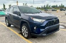 2019 Toyota RAV4 XLE - Photo 2