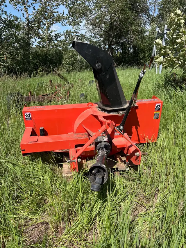 Kubota Snowblower
