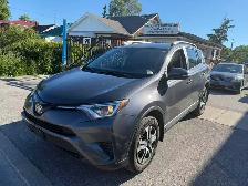 2017 Toyota RAV4 LE AWD