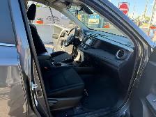 2017 Toyota RAV4 LE AWD - Photo 11