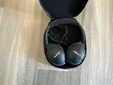 Bose SoundLink Bluetooth Headphones - Photo 2