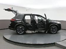 2024 Nissan Rogue SV HEATED SEATS, HEATED STEERING WHEEL, APPLE - Photo 53