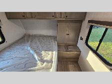 2026 Sunset Park RV Sunlite 27WQB - Photo 5