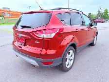 2016 Ford Escape SE 4dr 4x4 Automatic - Photo 5