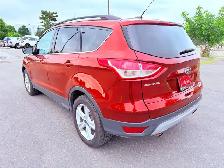 2016 Ford Escape SE 4dr 4x4 Automatic - Photo 12