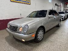 1999 Mercedes-Benz E-Class 3.2L AWD ONLY 71,683KM RARE FIND - Photo 2