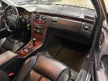1999 Mercedes-Benz E-Class 3.2L AWD ONLY 71,683KM RARE FIND - Photo 12