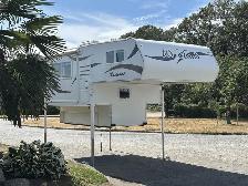 2018 Westland 80W SL Truck Camper