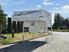 2018 Westland 80W SL Truck Camper - Photo 4
