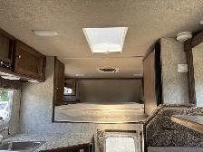 2018 Westland 80W SL Truck Camper - Photo 21