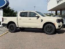 2026 Ford Ranger LARIAT | BLACK APPEARANCE PKG | TRAILER TOW PKG - Photo 2
