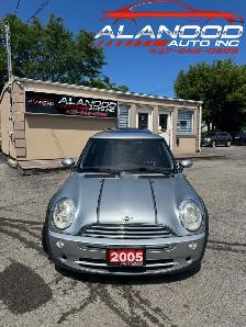 2005 MINI Cooper Hardtop 2dr Coupe Classic (CERTIFIED) - Photo 2