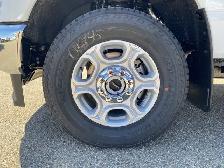 2026 Ford Super Duty F-350 SRW XLT | 613A | 4X4 | Crew Cab 176 - Photo 3