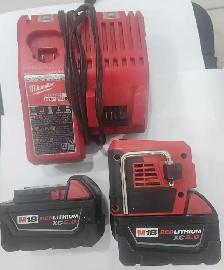 Milwaukee M12/M18 Charger and 2x M18 XC 5.0 Batteries w/Inverter