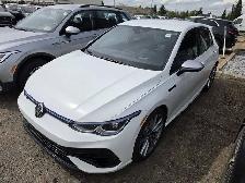2024 Volkswagen Golf R - Photo 2